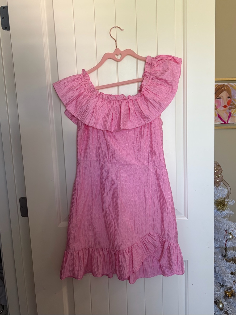 pink ruffled one shoulder dress